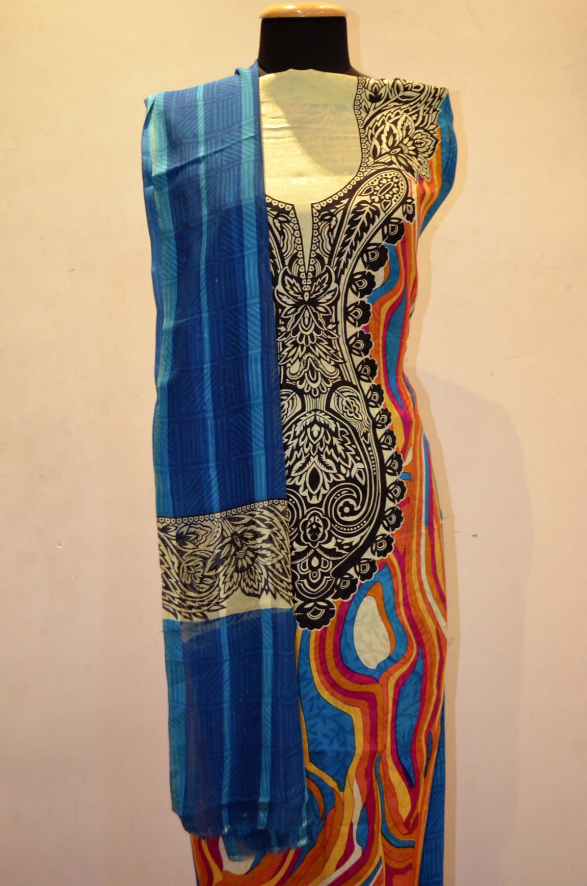 Exquiste Designer Pure Crepe Silk Suit SHJG00101
