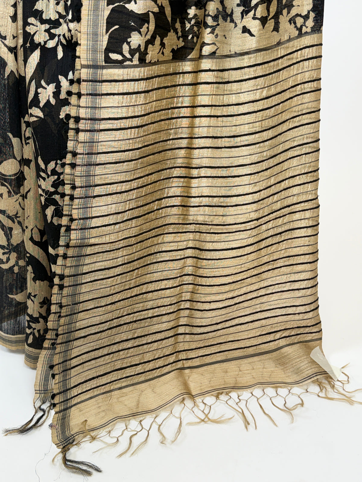 al205771 - pallu image