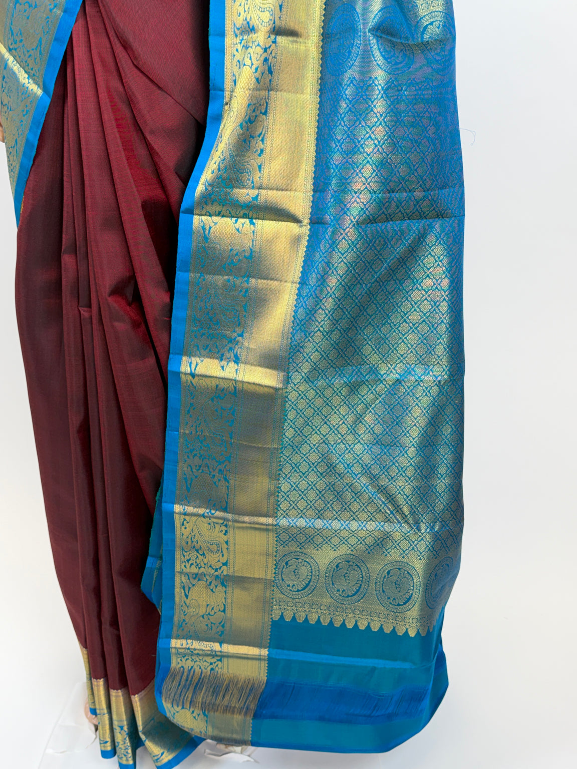 AM200271 - Pallu Image