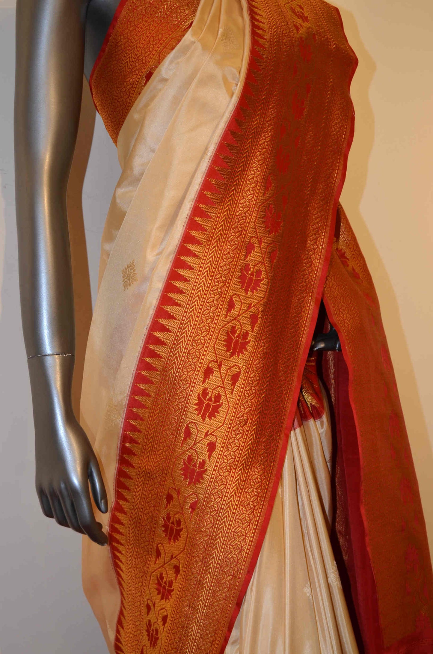 classic contrast special grand banarasi silk saree ad212235