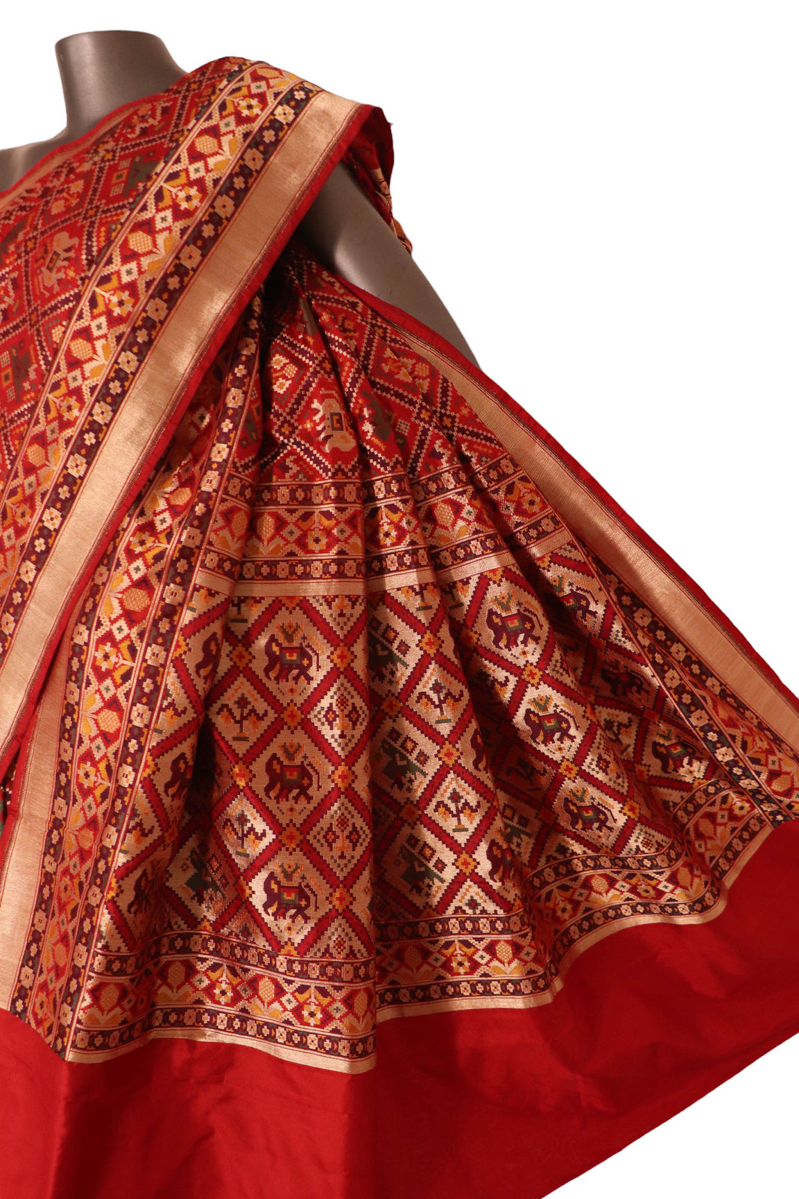 Handloom Exclusive Meenakari Banarasi Silk Saree AK202419