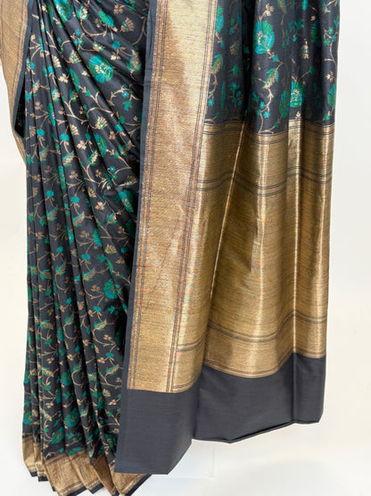AL206537 - Pallu Image