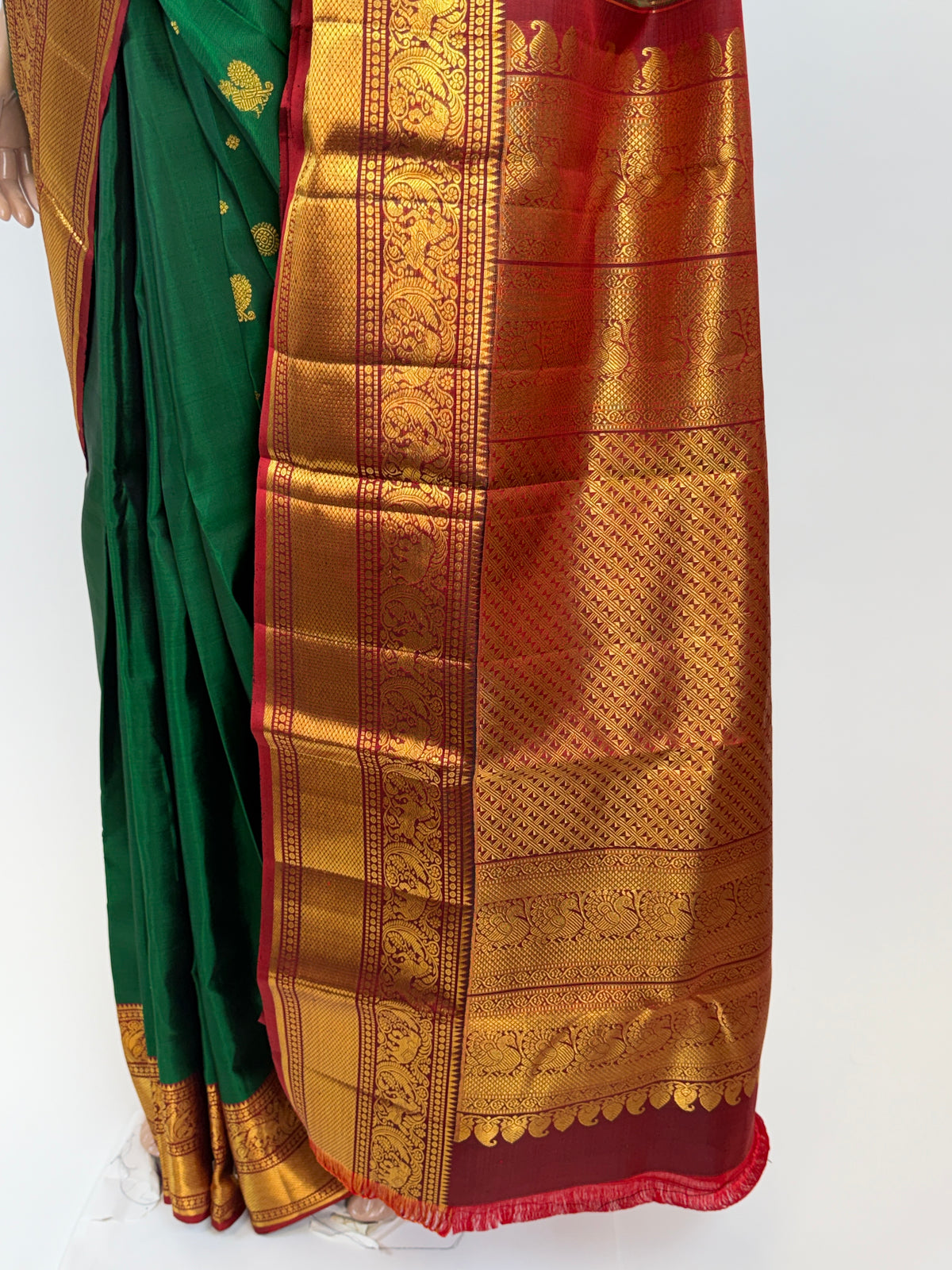 am201137 - pallu image