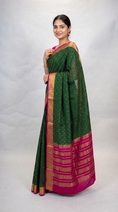 AM201103 - Side View
