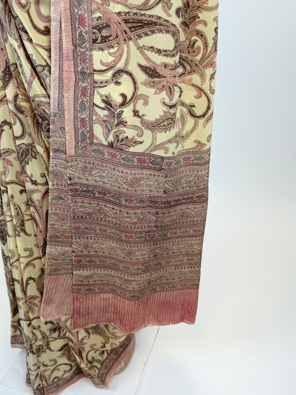 am201861 - pallu image