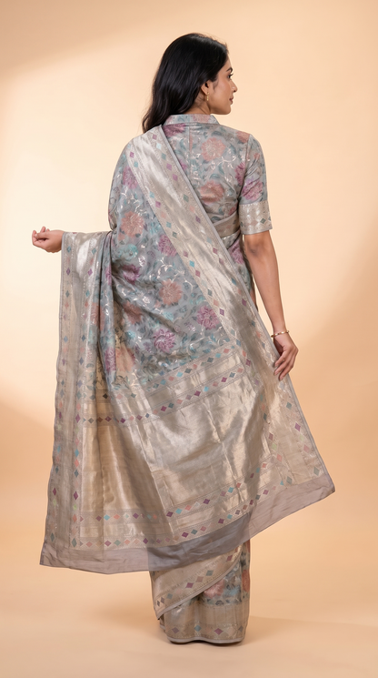 AK206113 - Back View