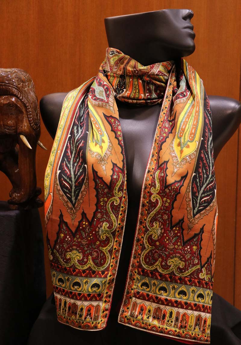 Exclusive Satin Crepe and Wool Pure Silk Stoles AI202588