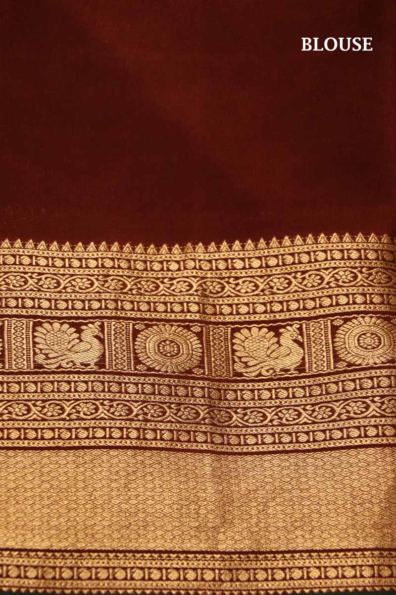 Exquisite Printed Crepe Silk Saree AI210070