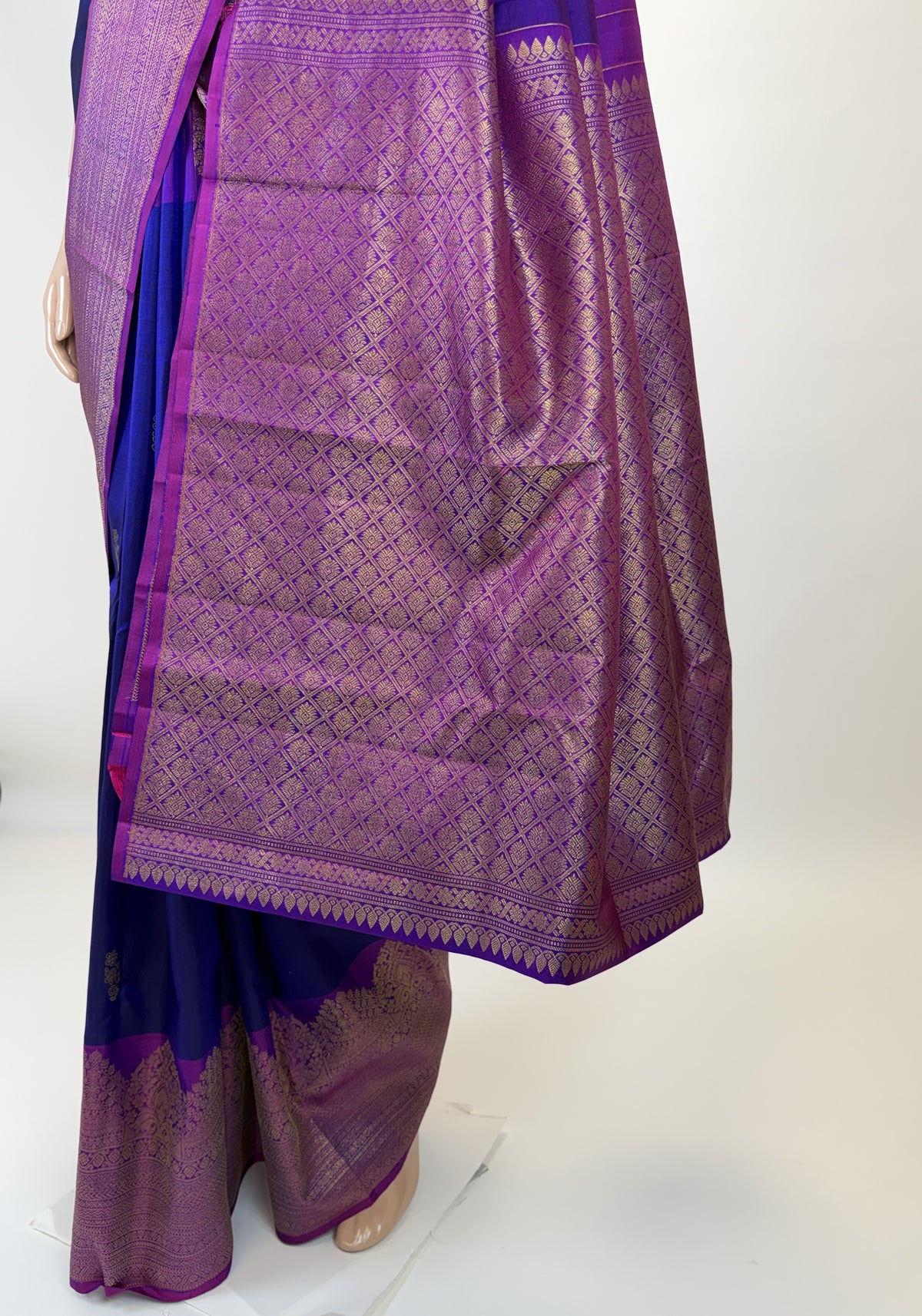 am200259 - pallu image