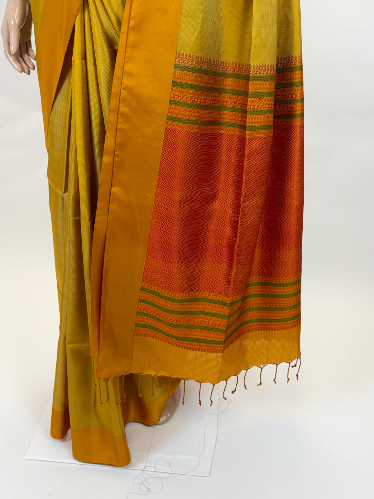 am202523 - pallu image