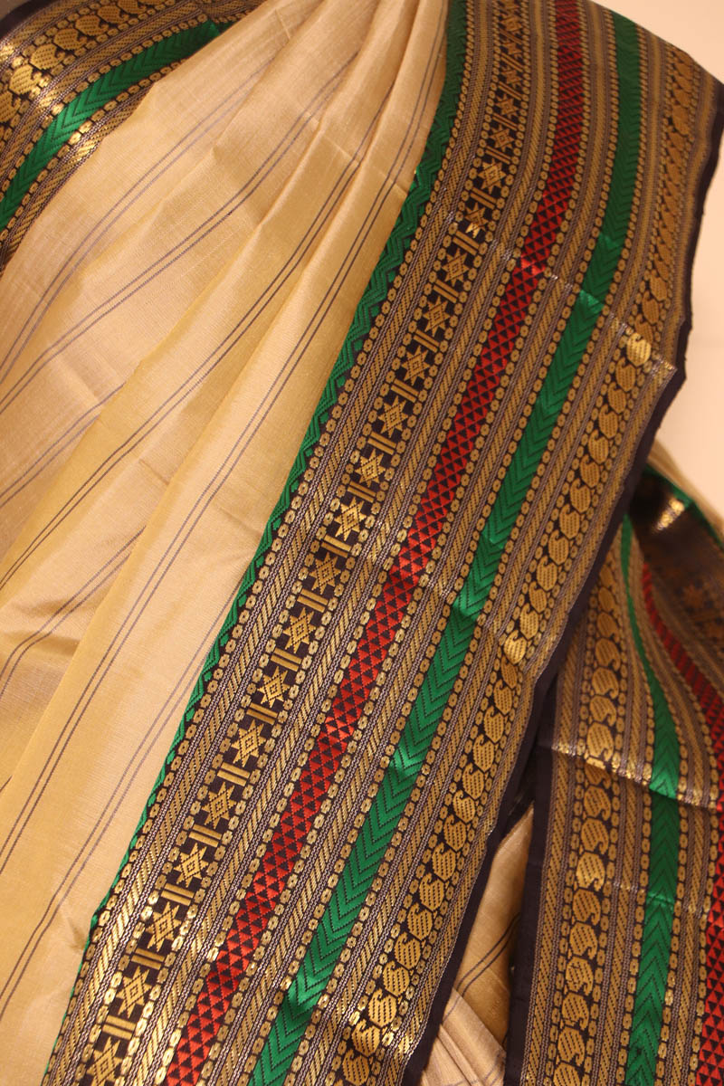 Veldhari Lines &amp; Special Contrast Black Meenakari Kanjeevaram Silk Saree AI213251