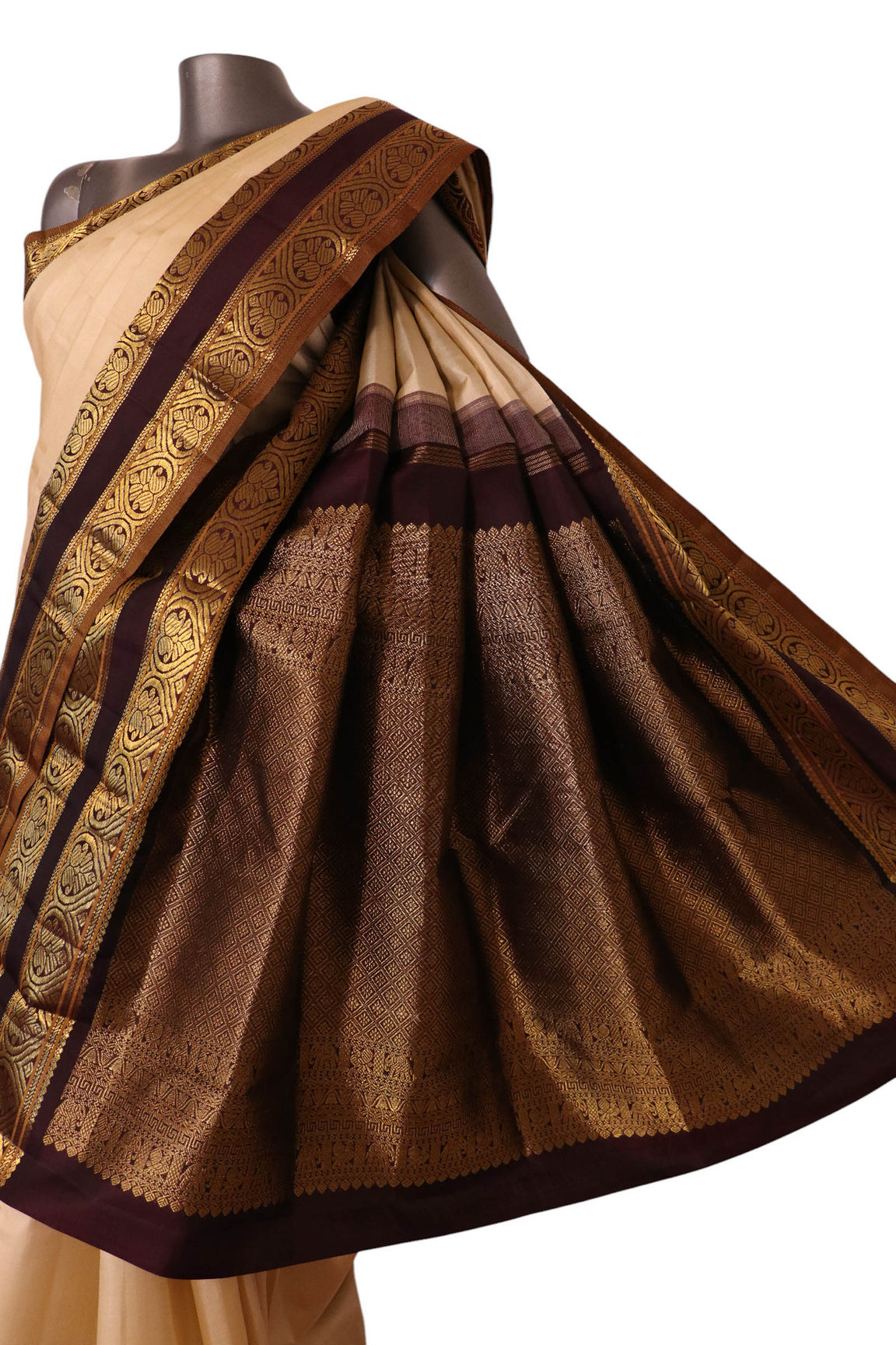 Pure Handloom Kanjeevaram Silk Saree AK213558
