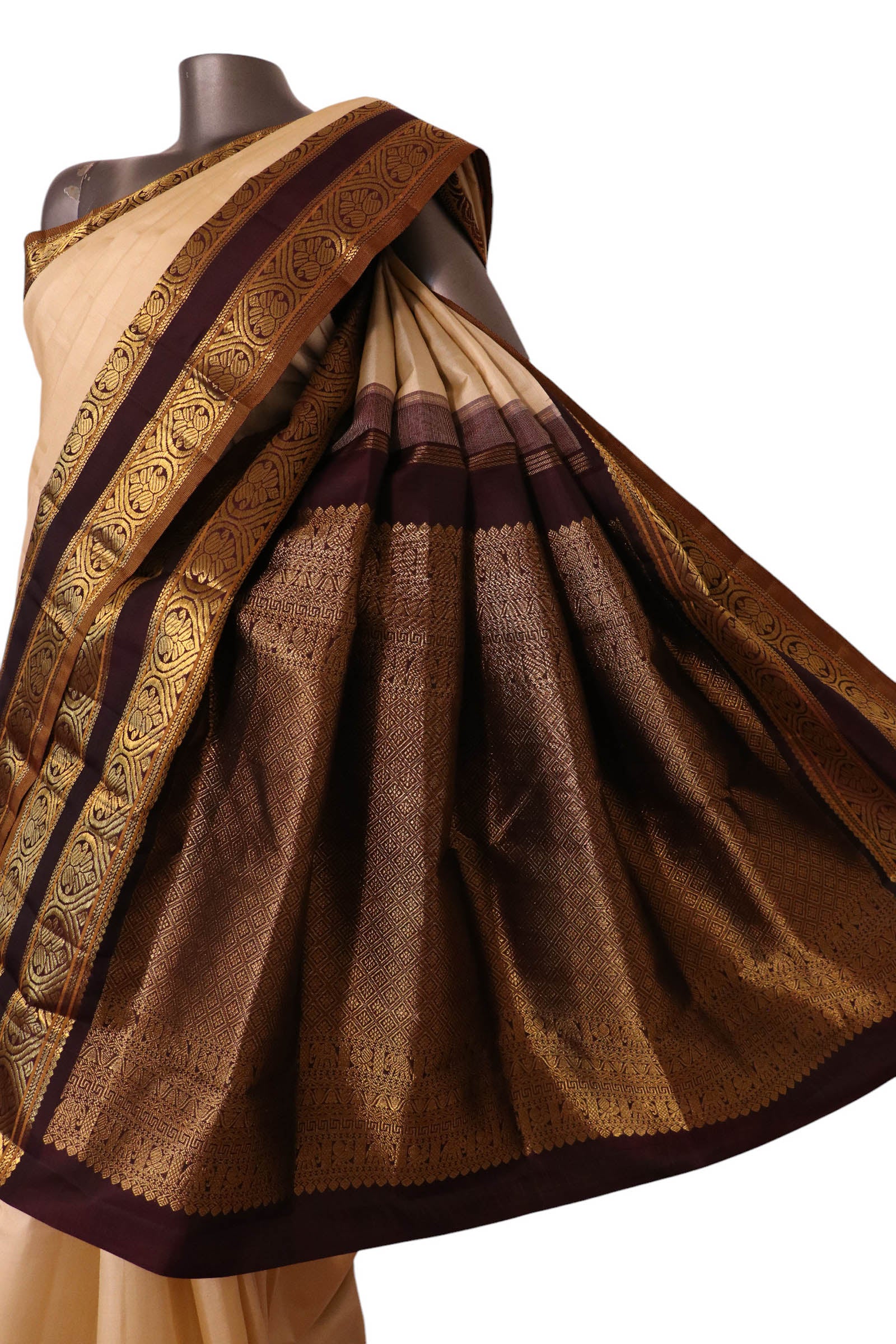 Pure Handloom Kanjeevaram Silk Saree AK213558