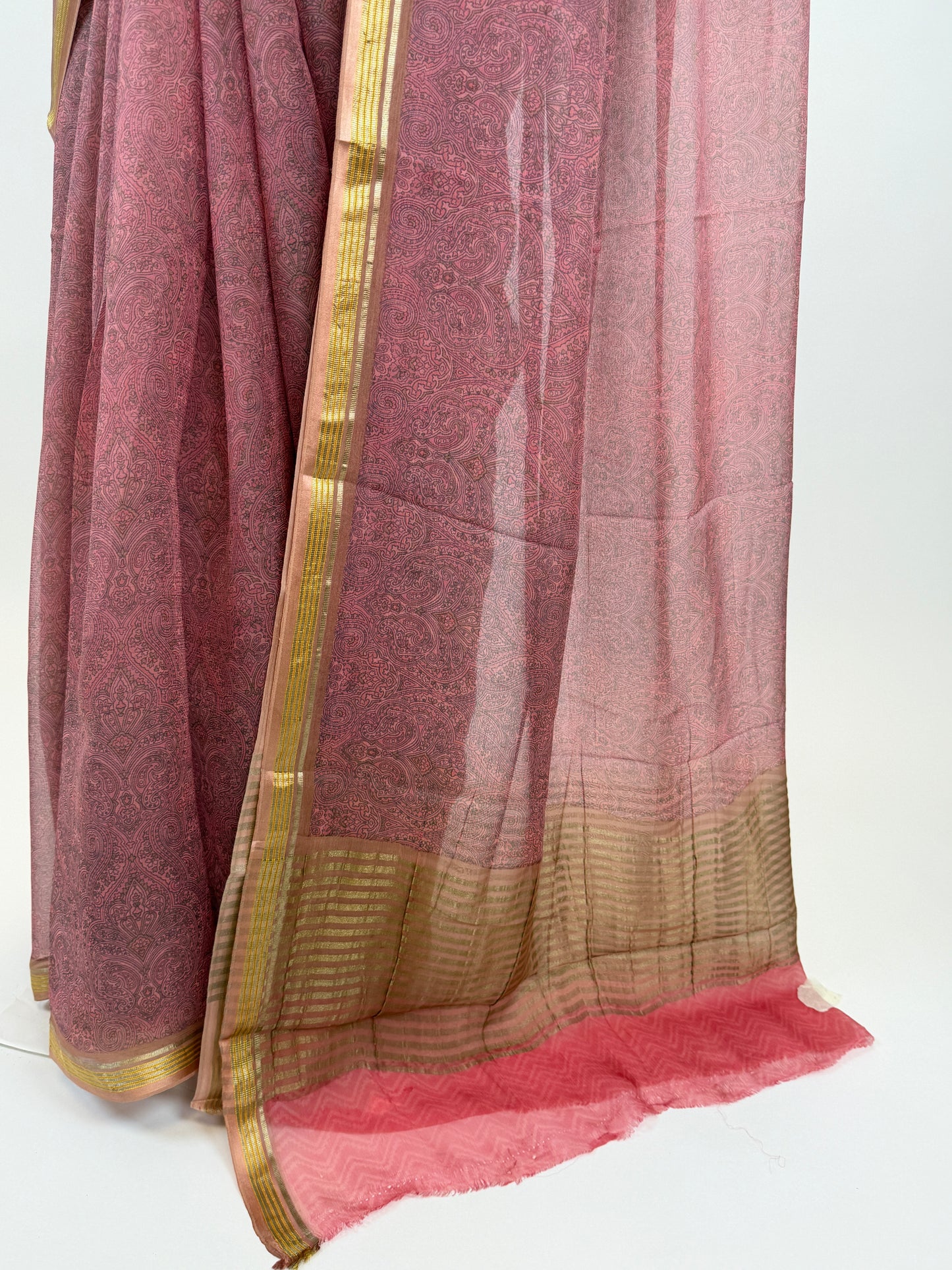 al208469 - pallu image