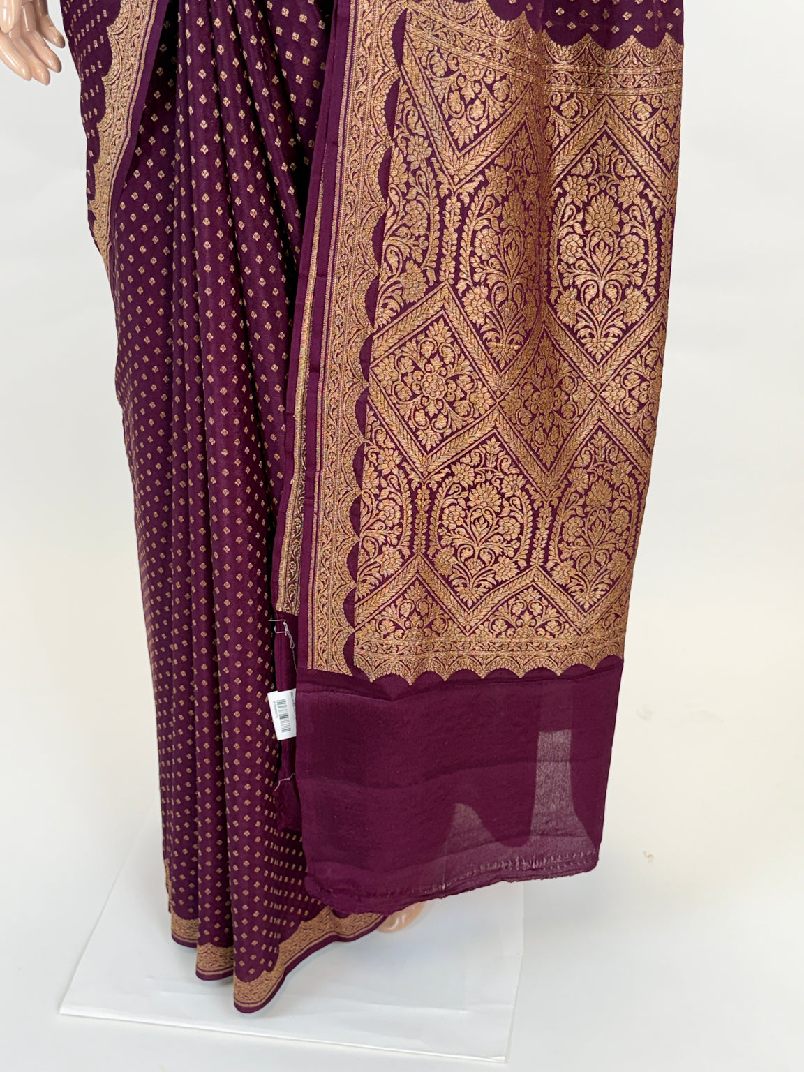 AM200968 - Pallu Image