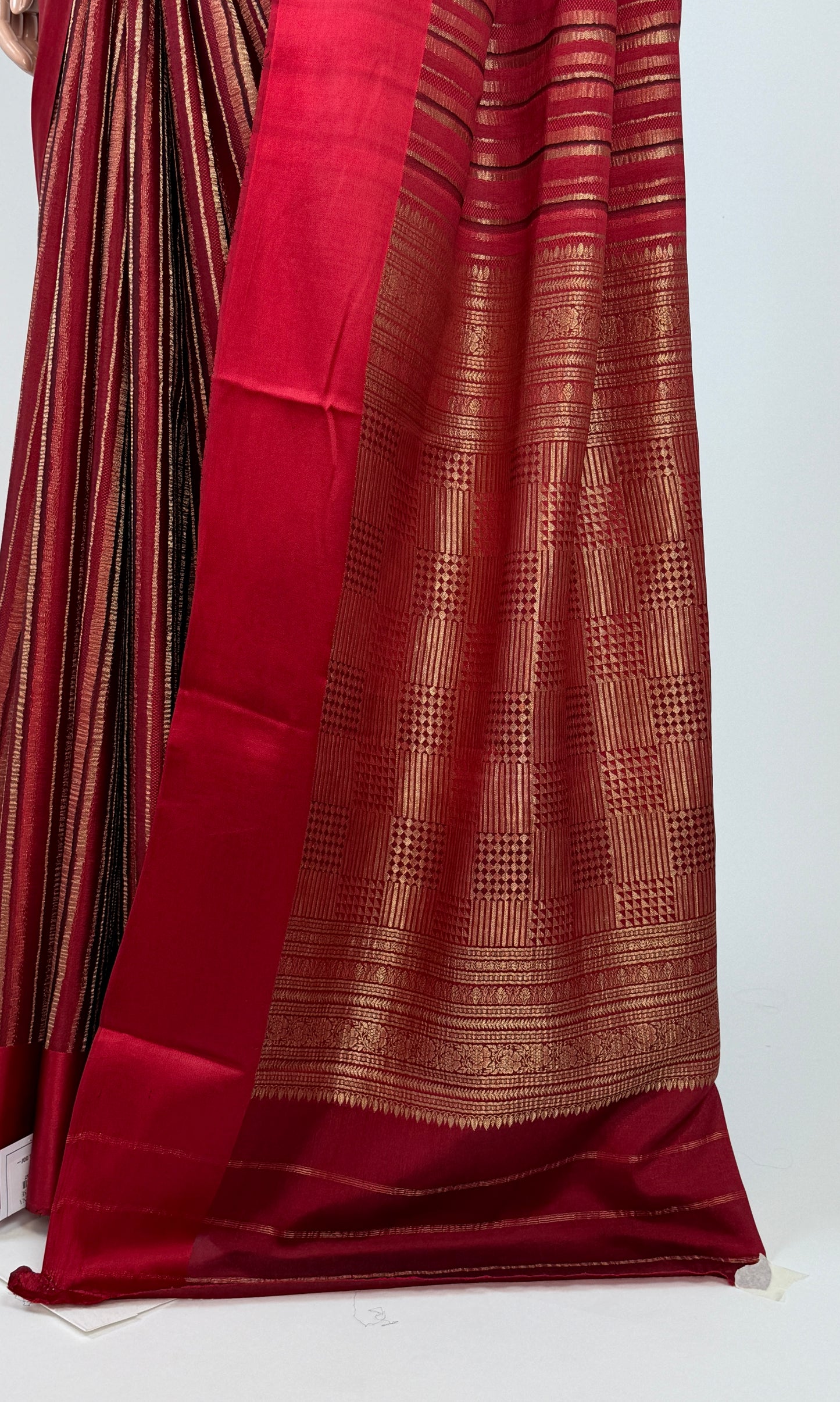 am202957 - pallu image