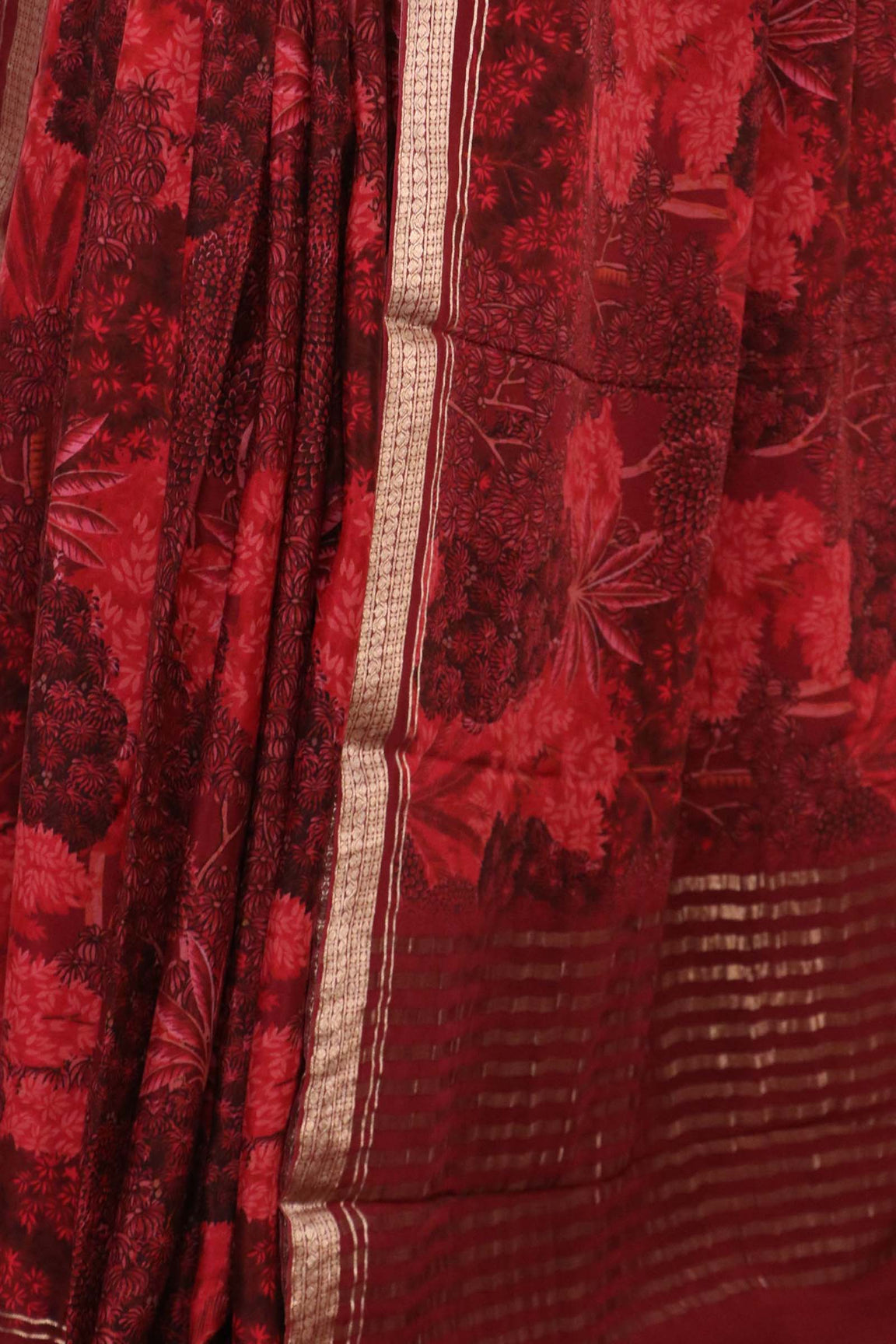 Pure Floral Zari Crepe Silk Saree AL206179