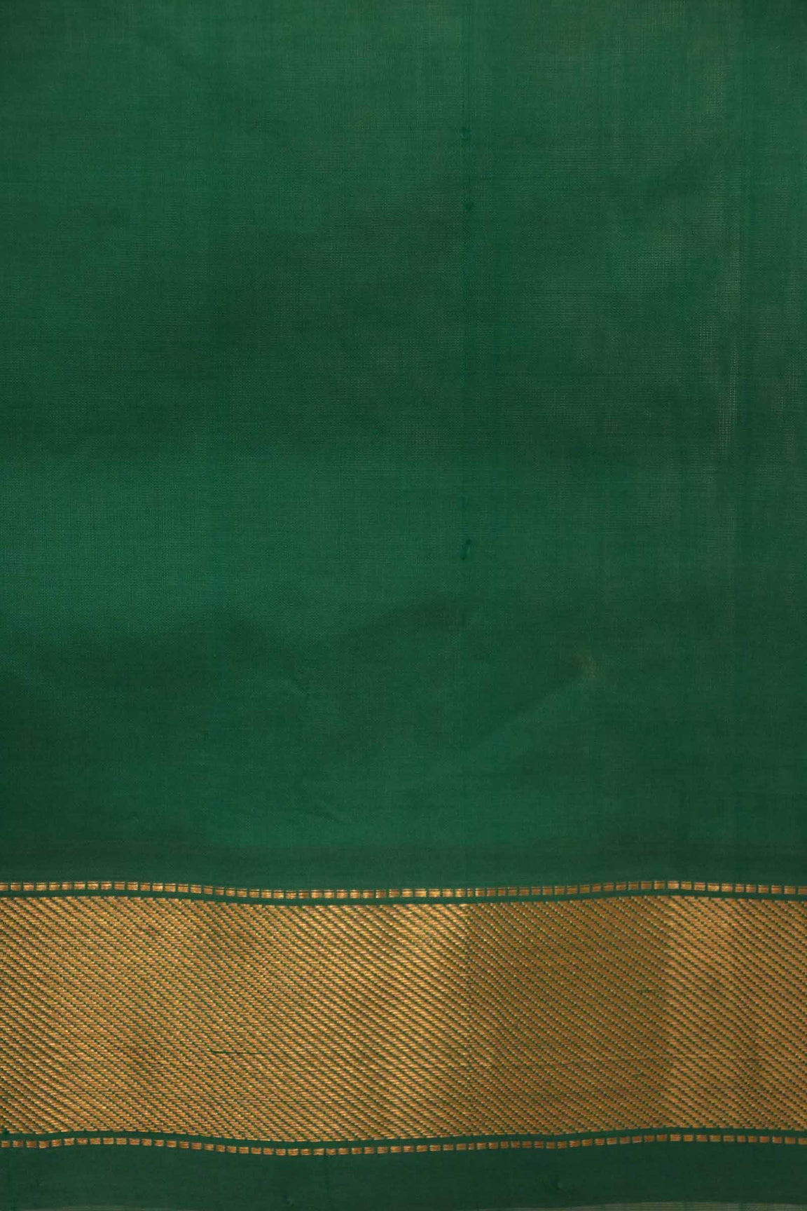 Traditional Handloom Pure Maheshwari Cotton AK200795