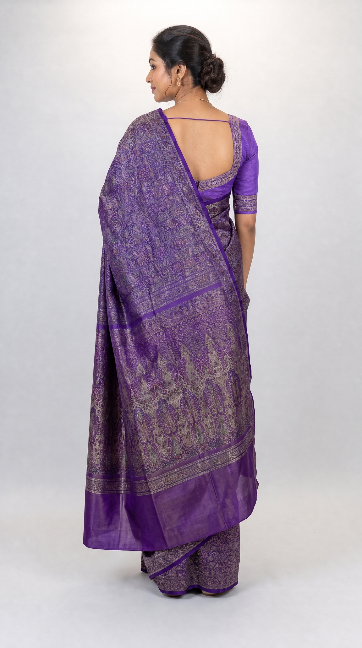 AM202777 - Back View