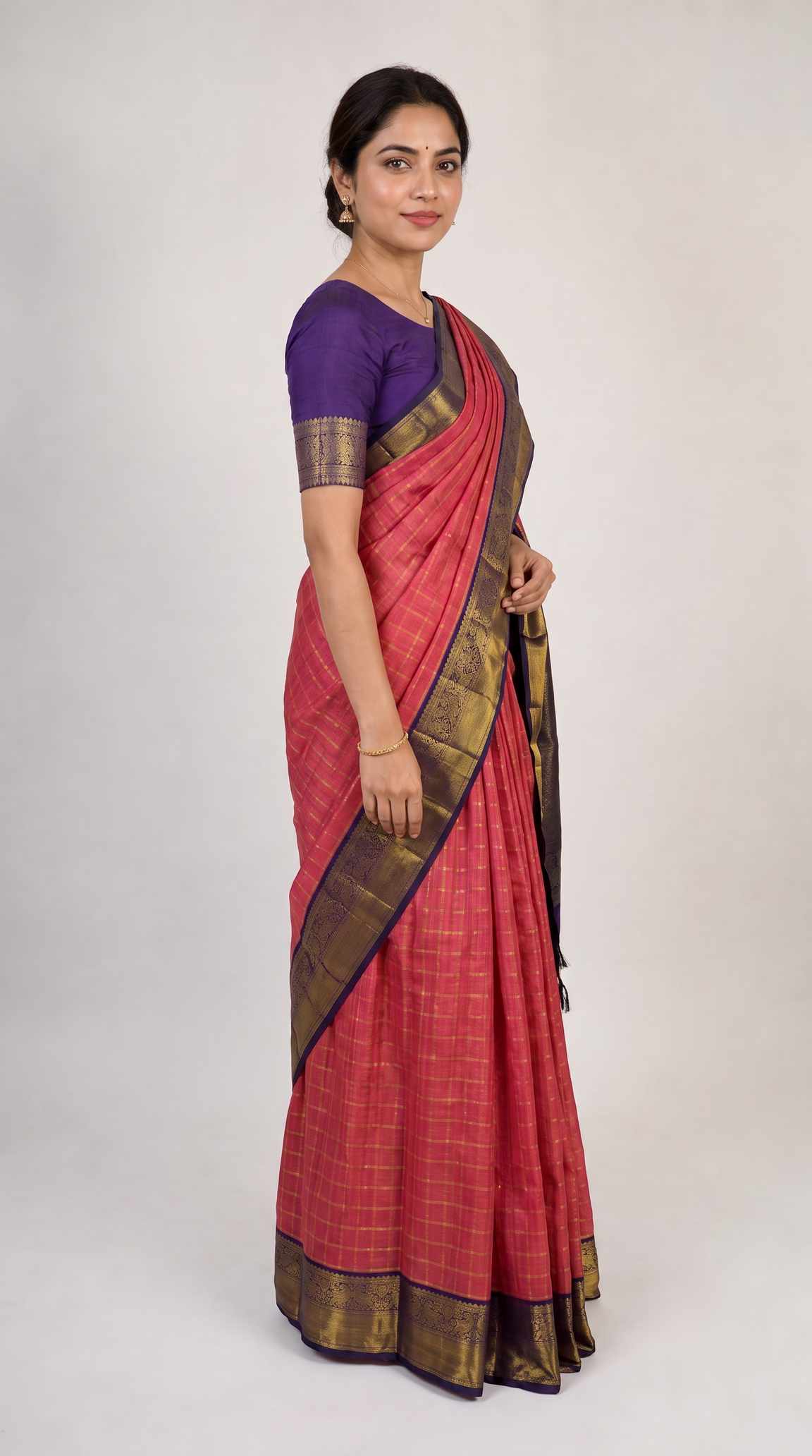 AM202674 - Side View