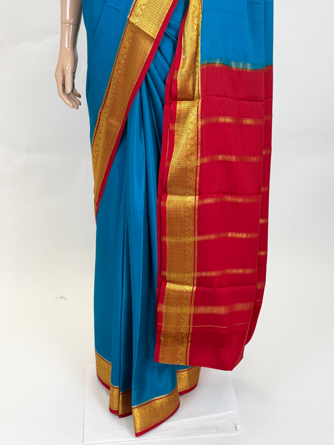 AM201016 - Pallu Image