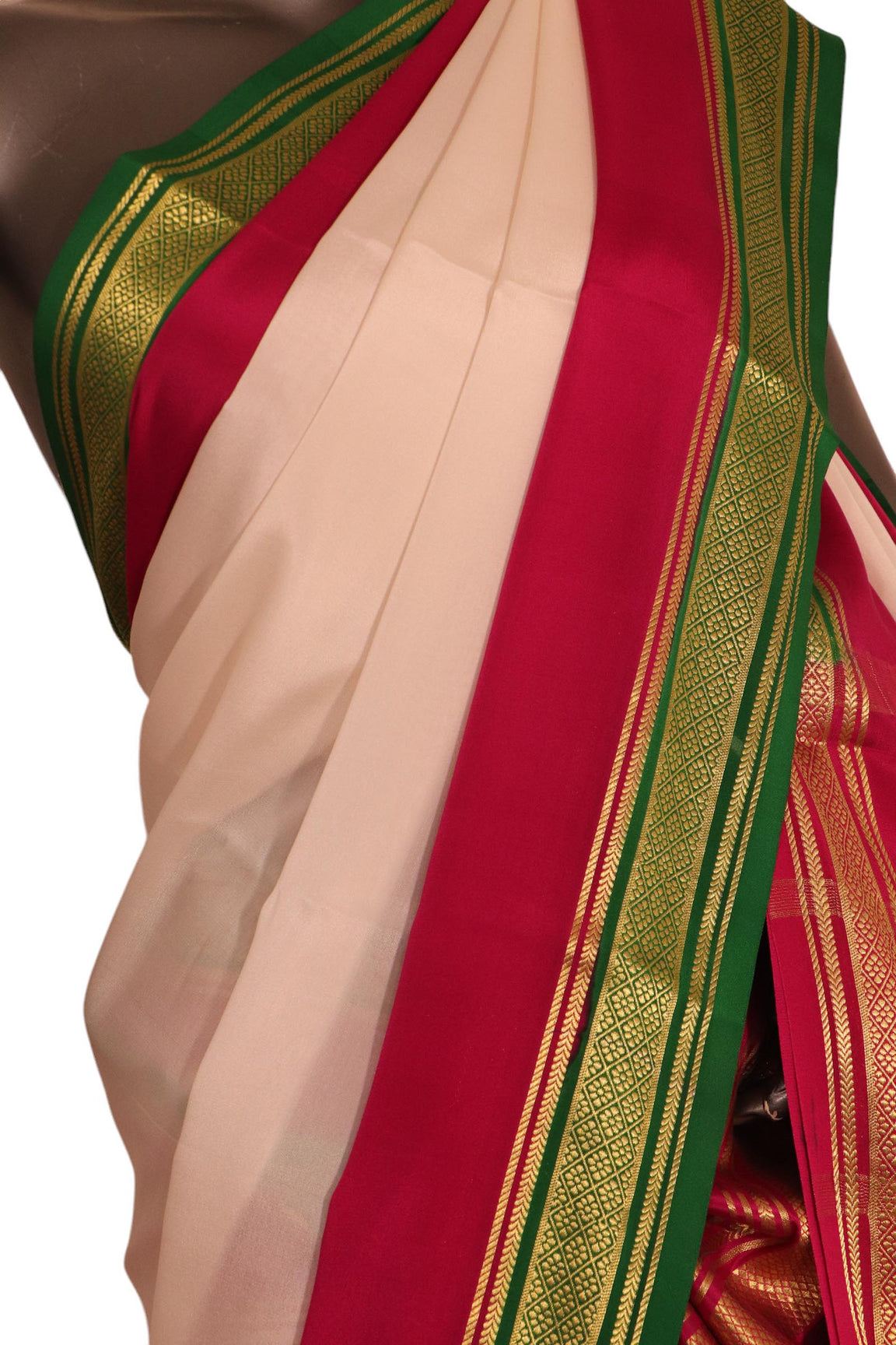 Pure Multi Contrast Mysore Crepe Silk Saree AK210492