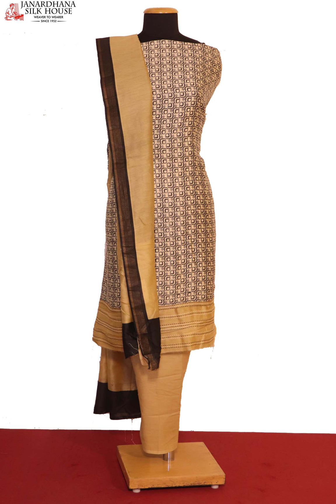 Finest Quality Printed Pure Cotton Suit AF204951