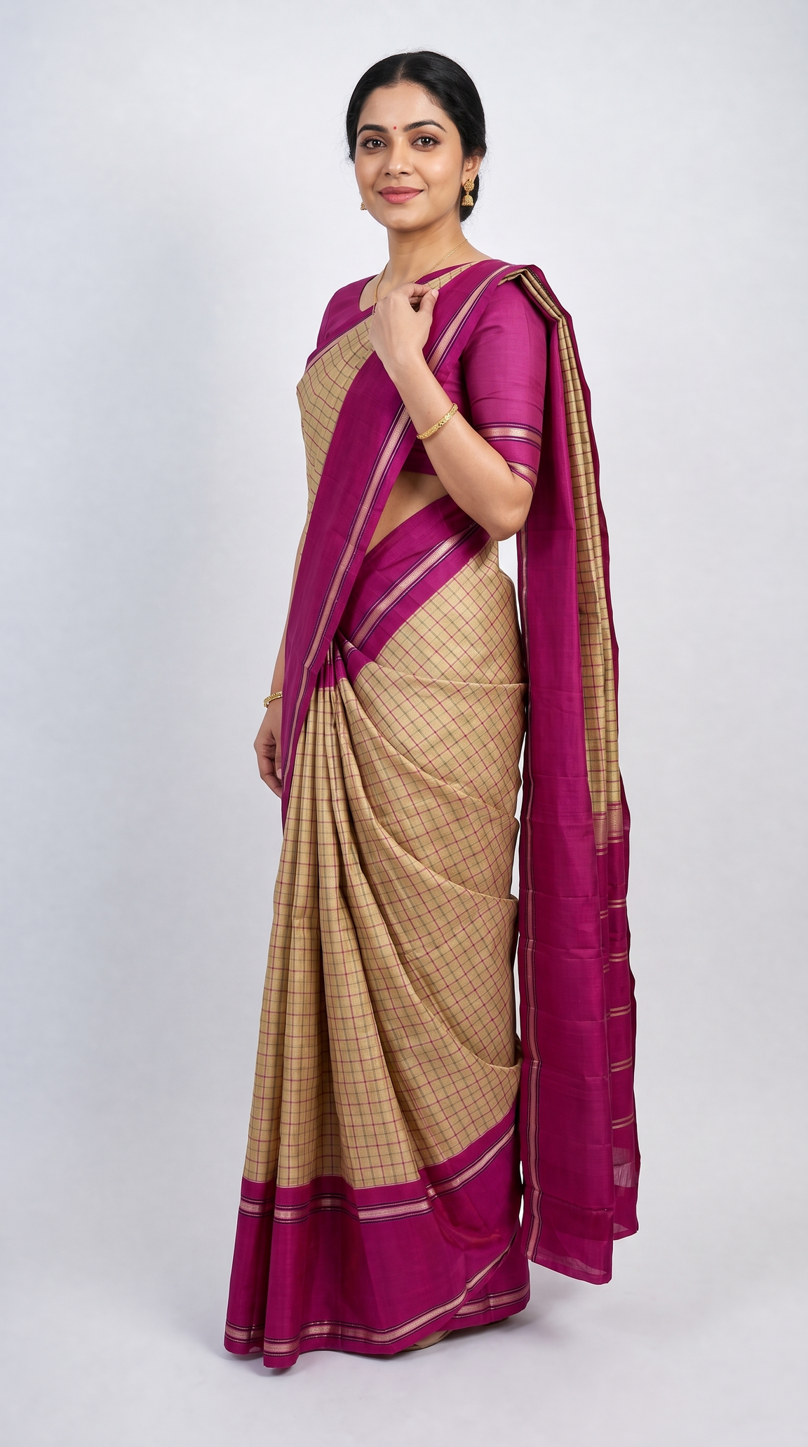 AM201524 - Side View