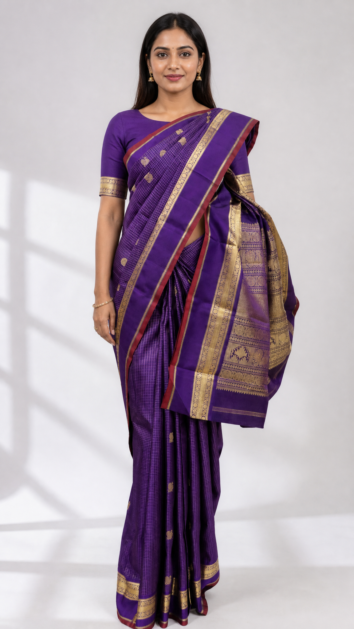 Ak210511 - Front View