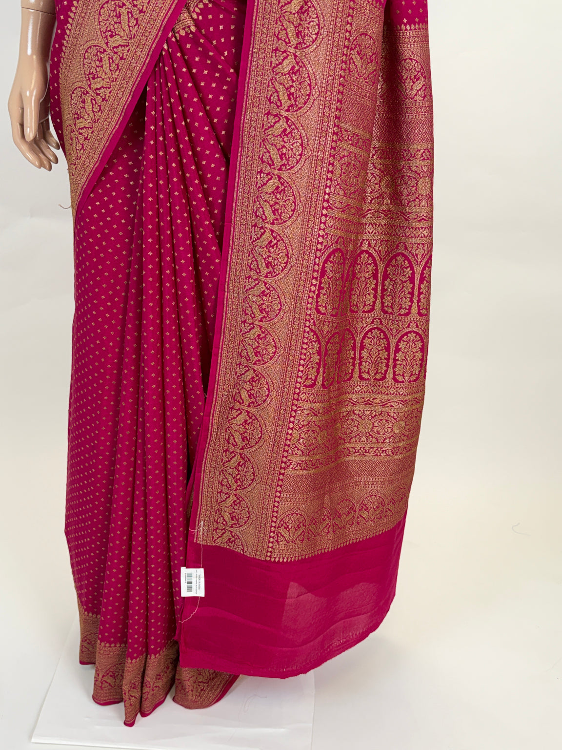 AM200973 - Pallu Image