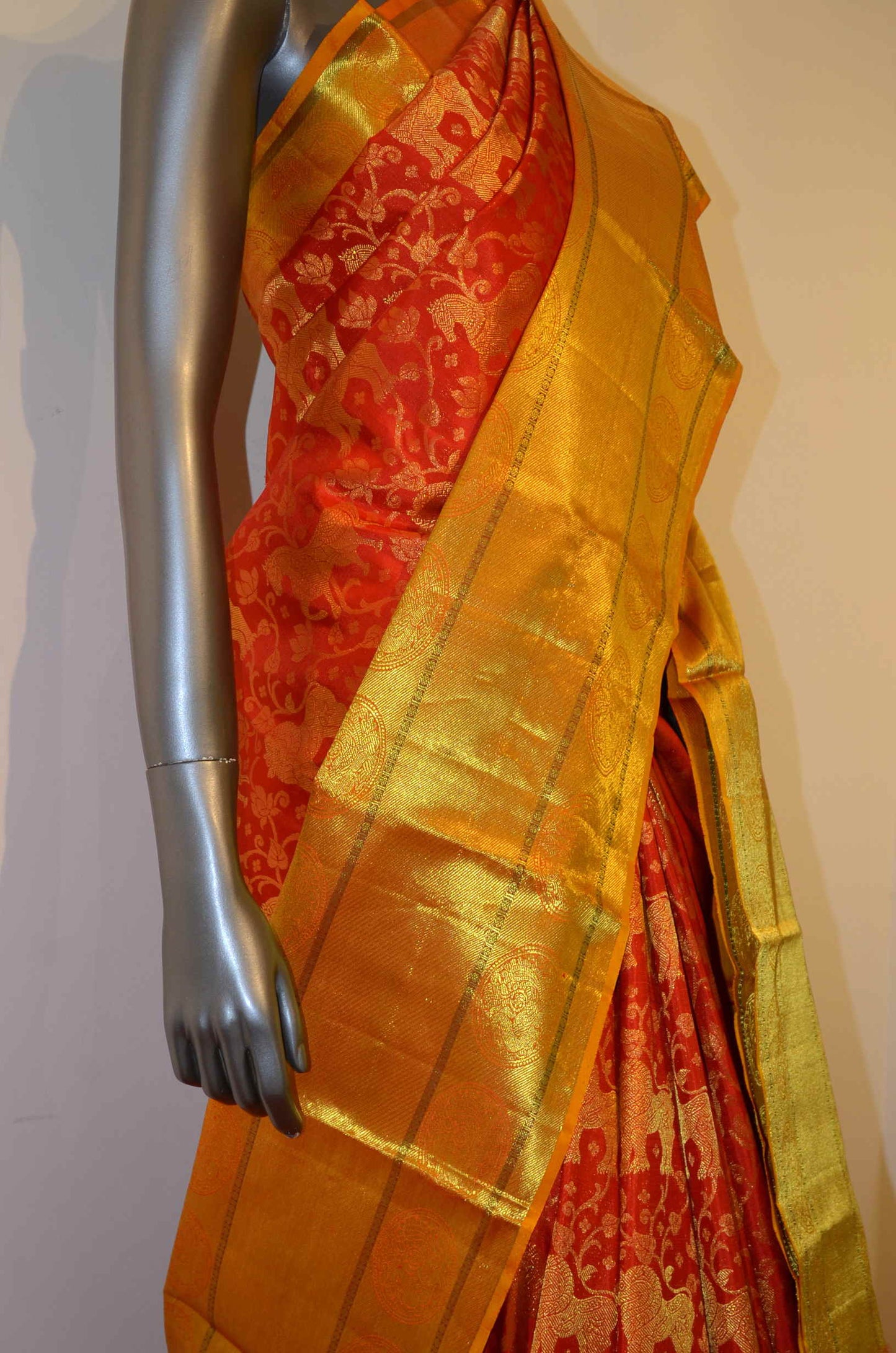 bridal red special classic kanjeevaram silk saree ad209179