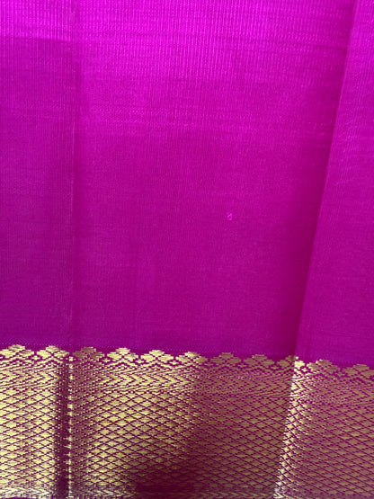 AM201847 - Blouse Image