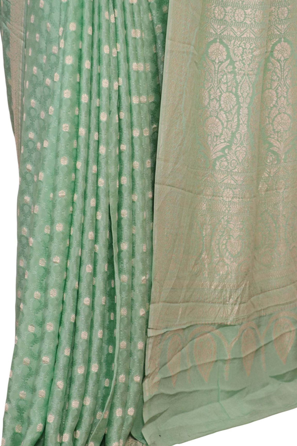 Pure Handloom Zari Butta Banarasi Crepe Silk Saree AL206645
