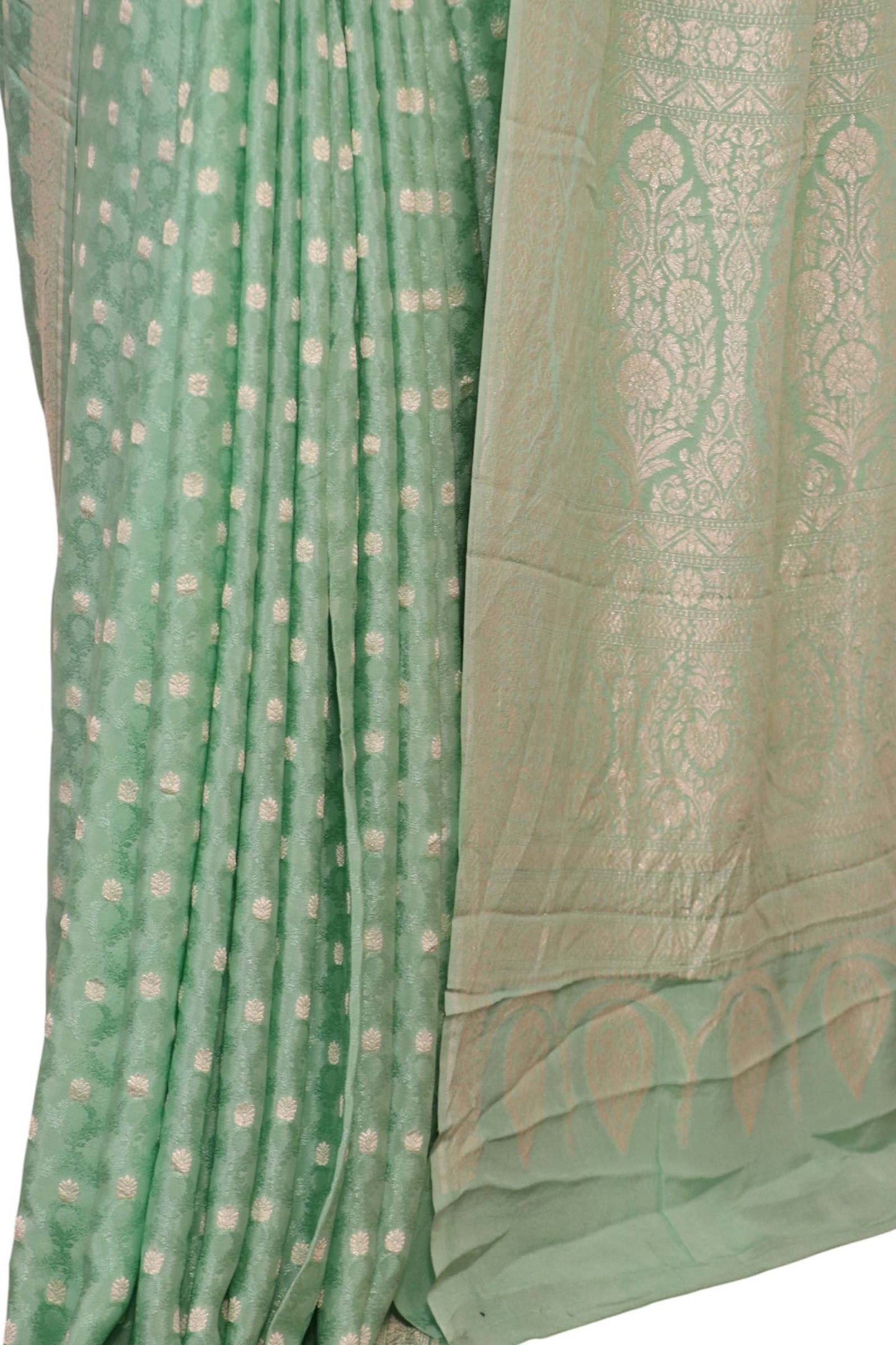 pure handloom zari butta banarasi crepe silk saree al206645