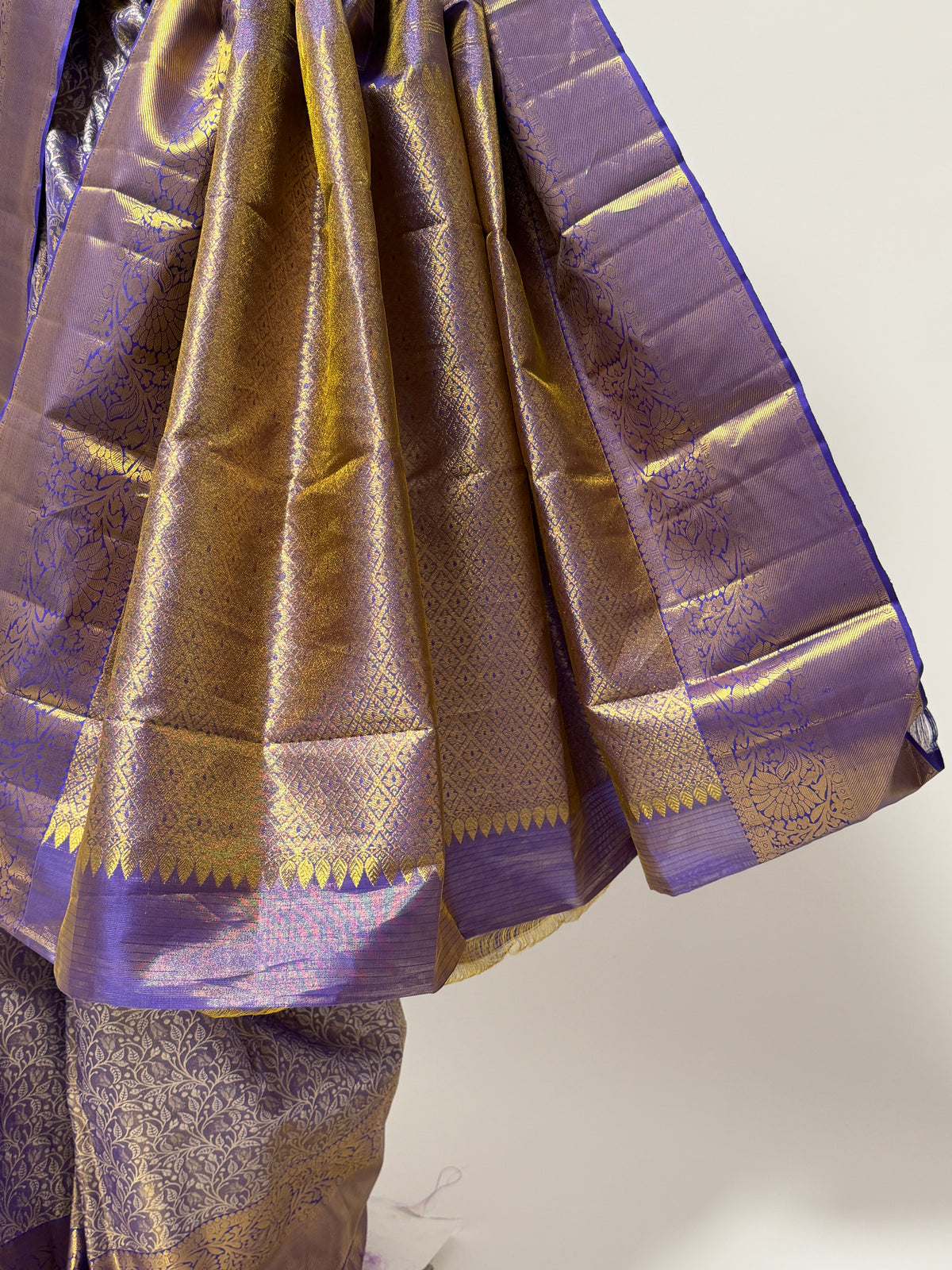 al213999 - pallu image