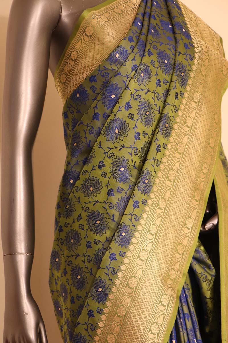 Exclusive Satin Tanchoi Jamawar Silk Saree-Master Weaves AH208861