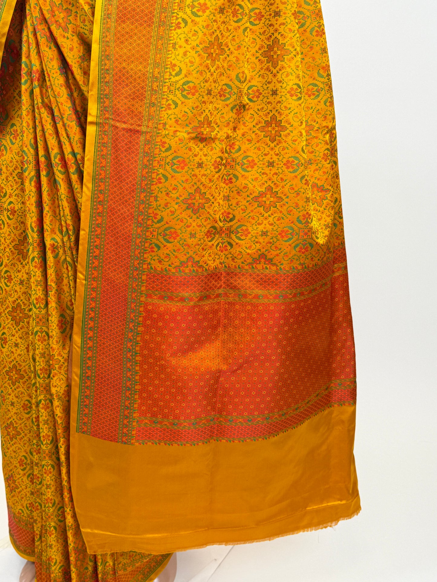 am202859 - pallu image