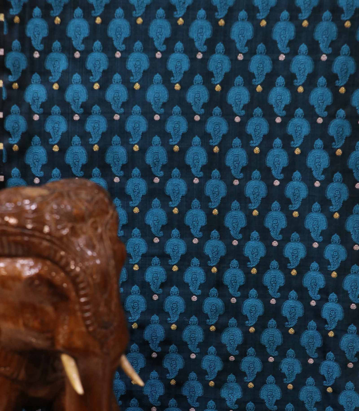 Handloom Pure Jamawar Silk Fabric AE205186