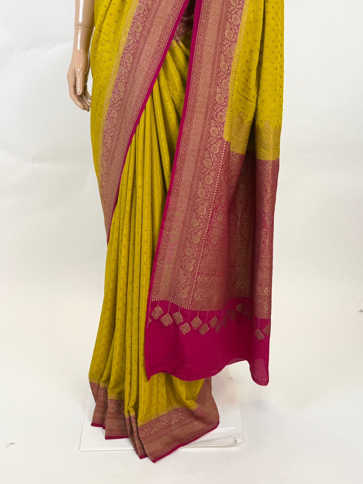 al206205 - pallu image