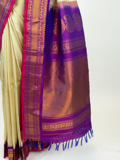AM201024 - Pallu Image