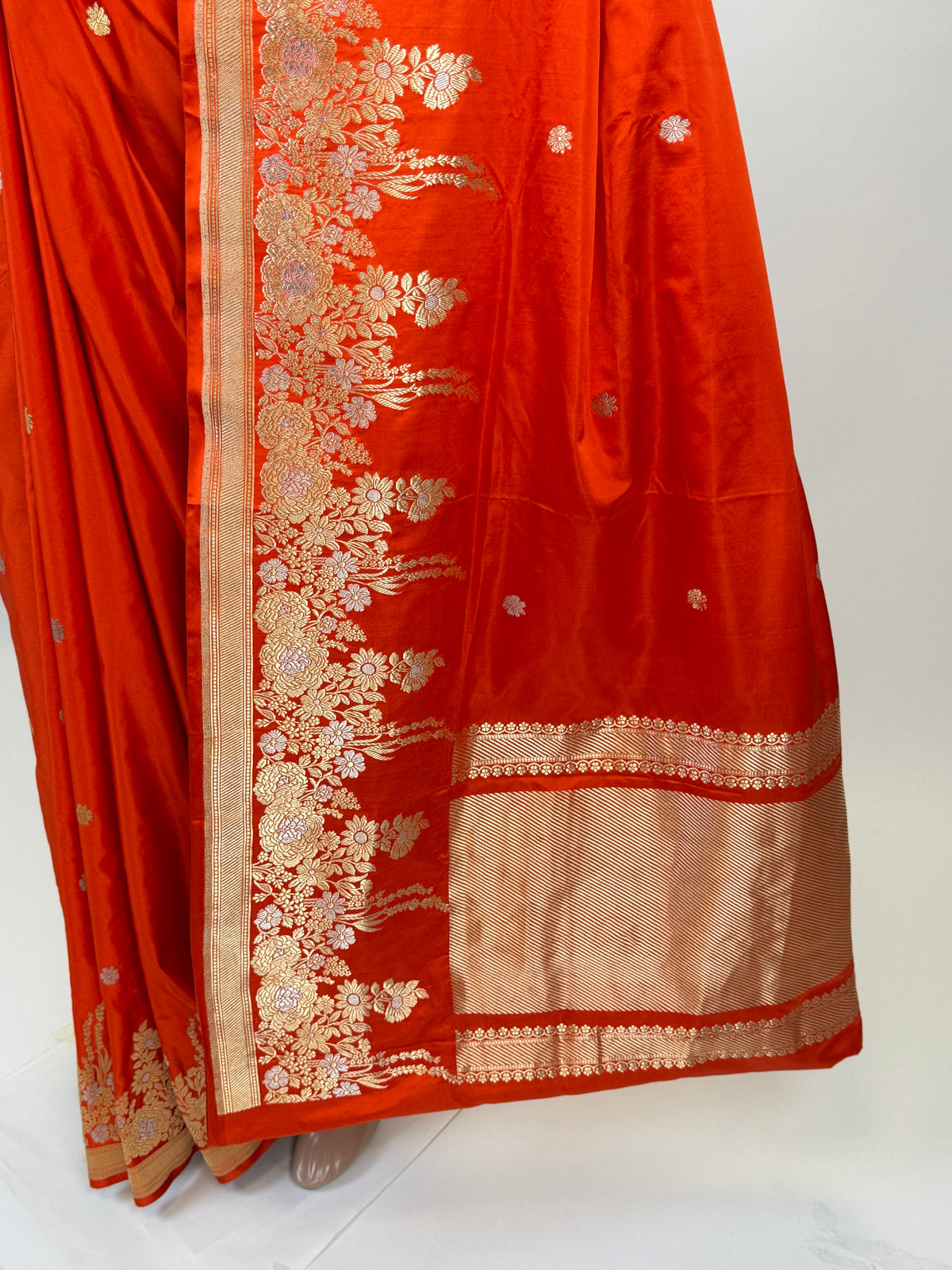 al213621 - pallu image