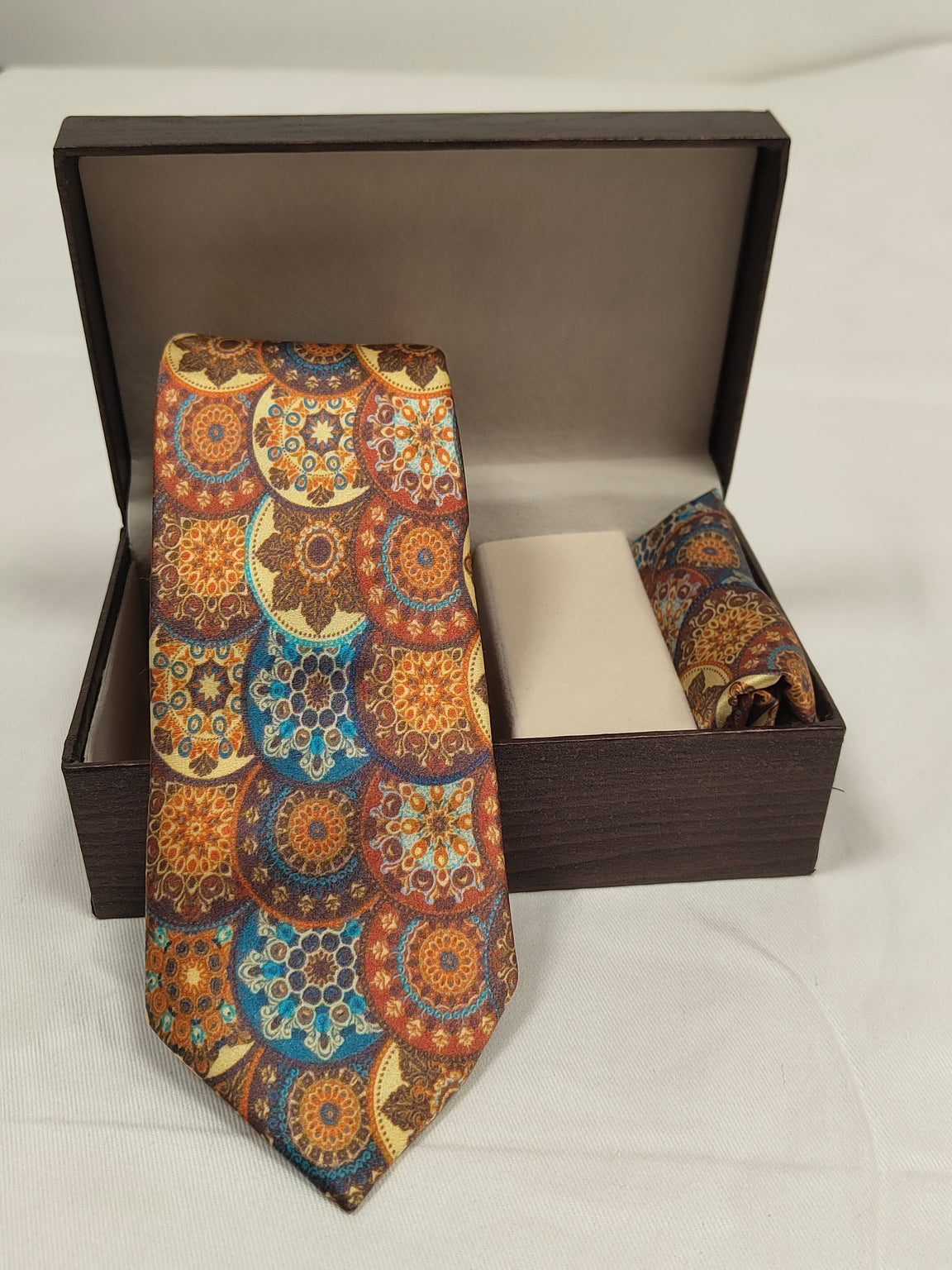 AM201250 - Tie Image