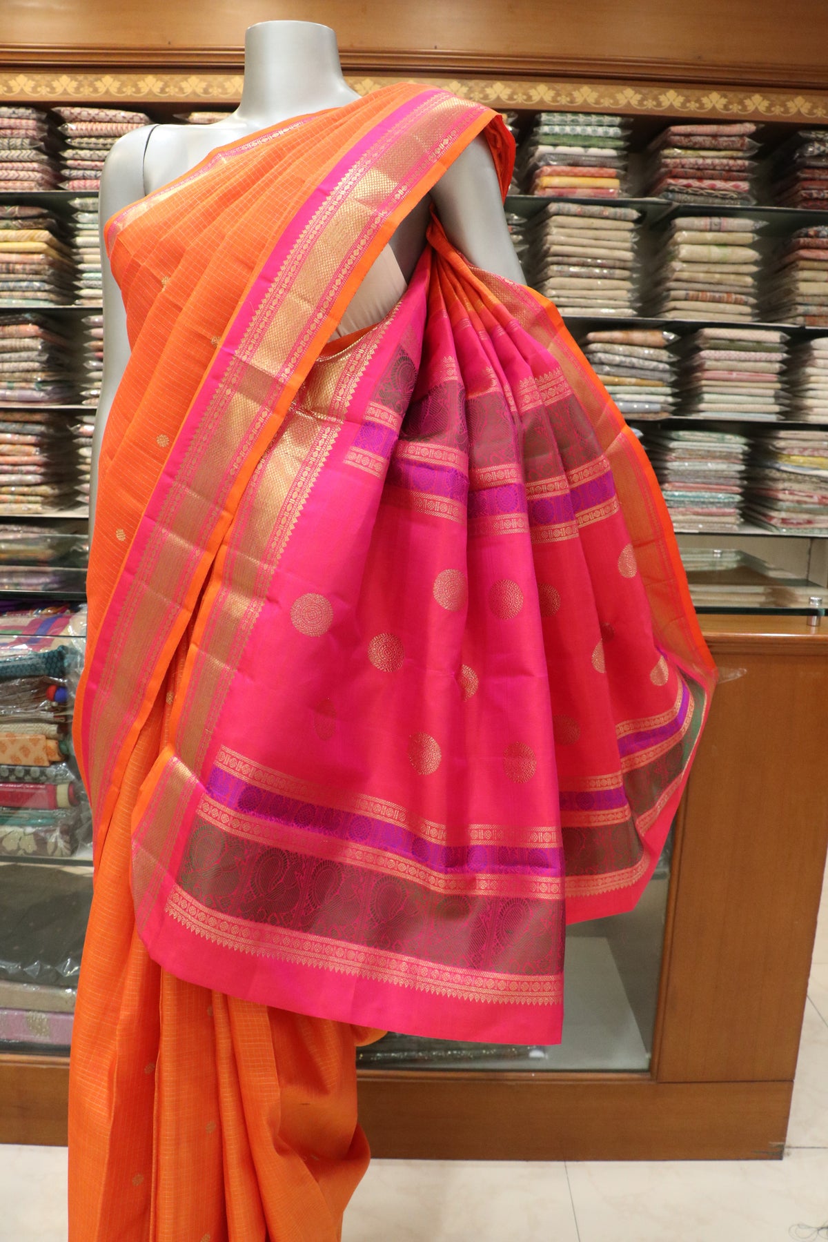 am200233 - pallu image