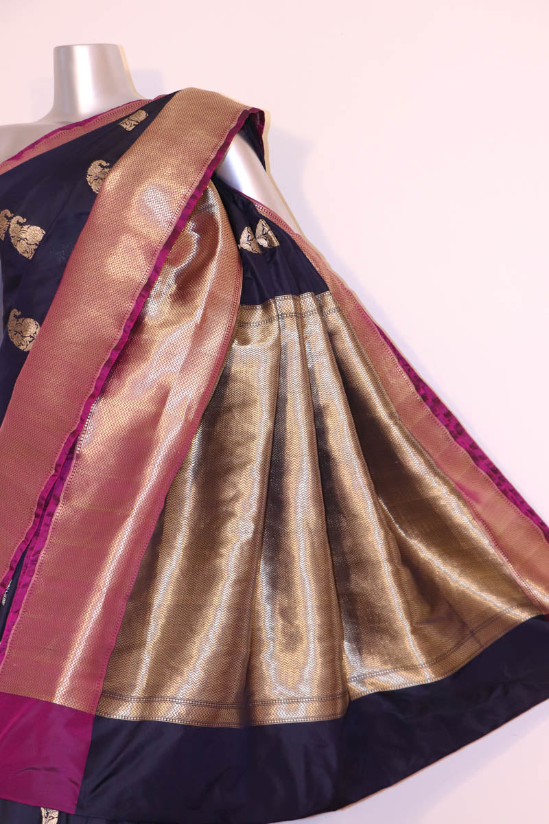 Designer Grand Mango Zari Butta Handloom Banarasi Silk Saree AF201611