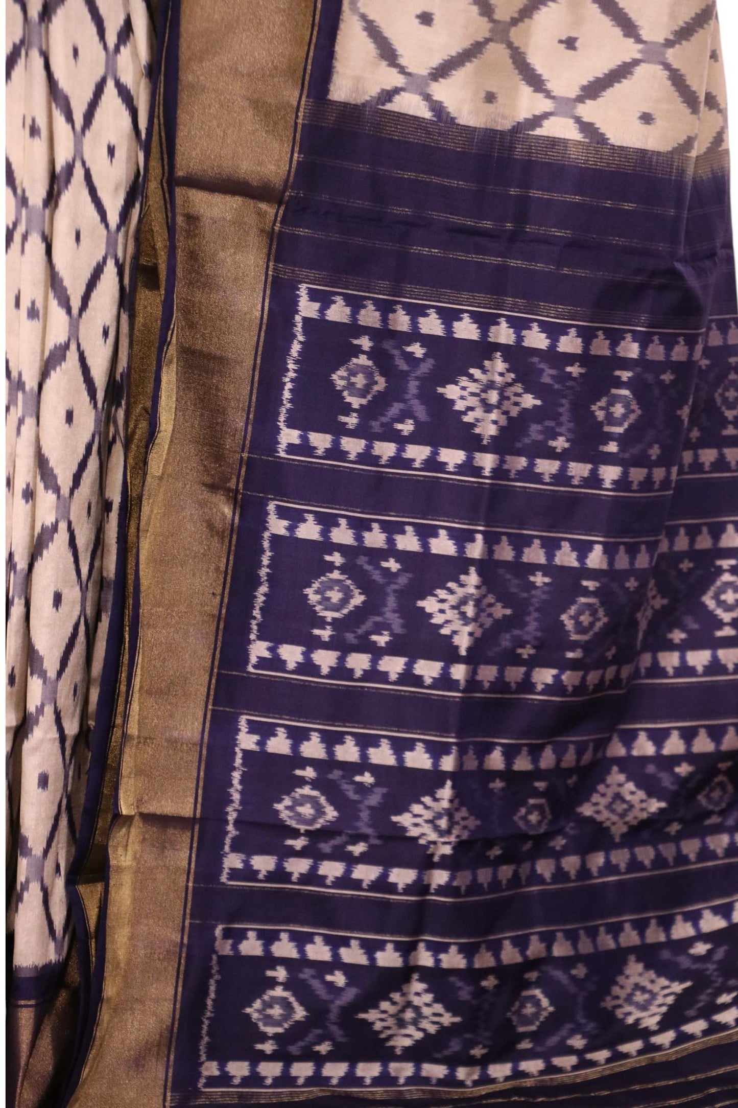 pure handloom patola ikat silk saree al211716