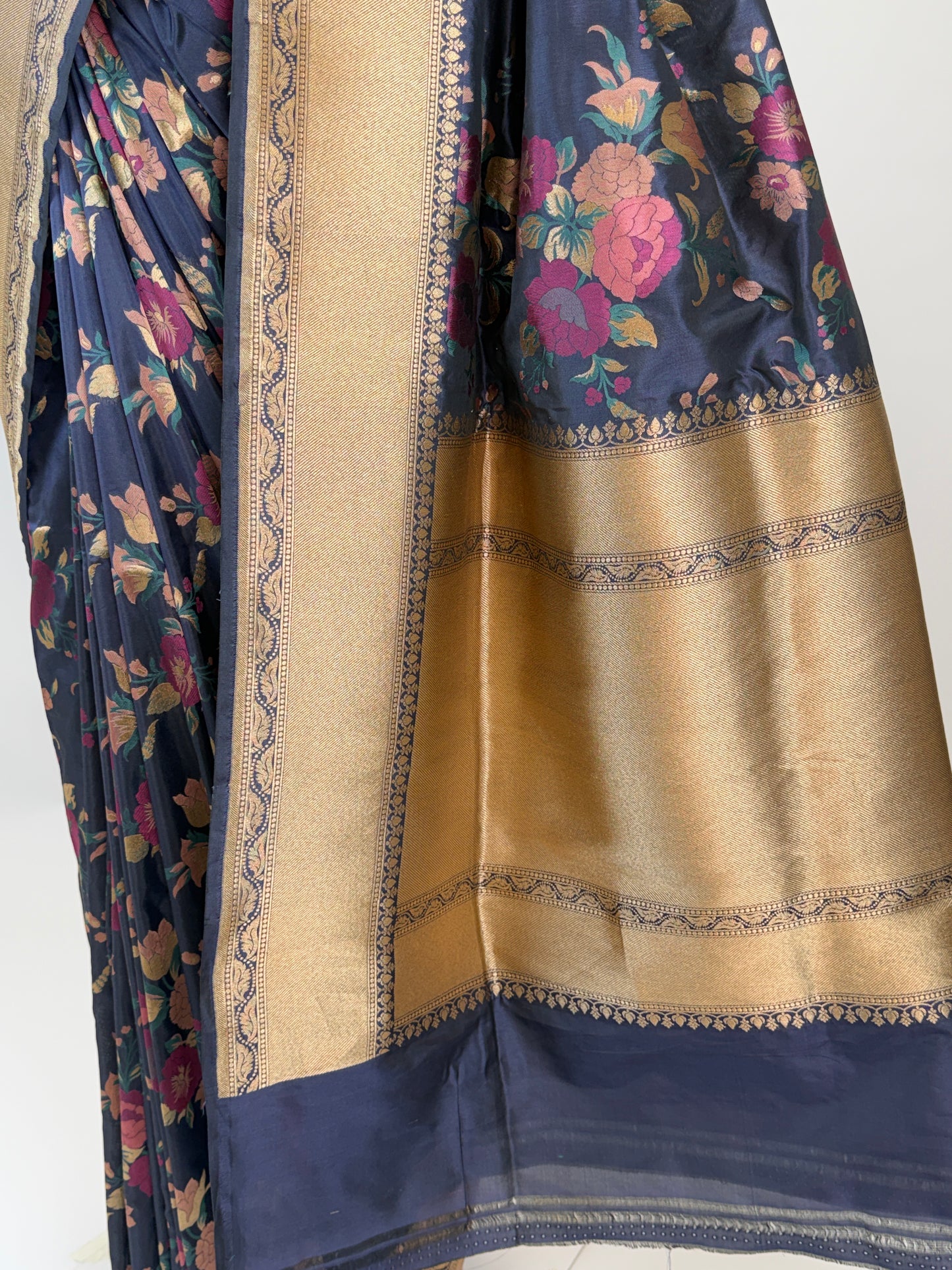 am201925 - pallu image