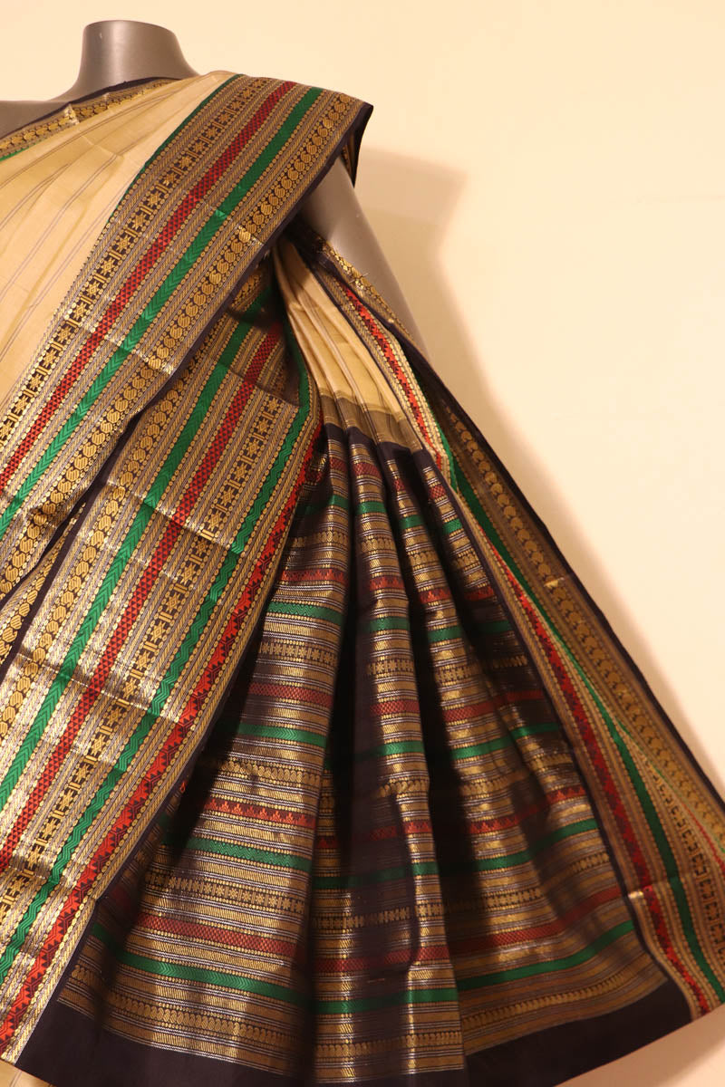 Veldhari Lines &amp; Special Contrast Black Meenakari Kanjeevaram Silk Saree AI213251