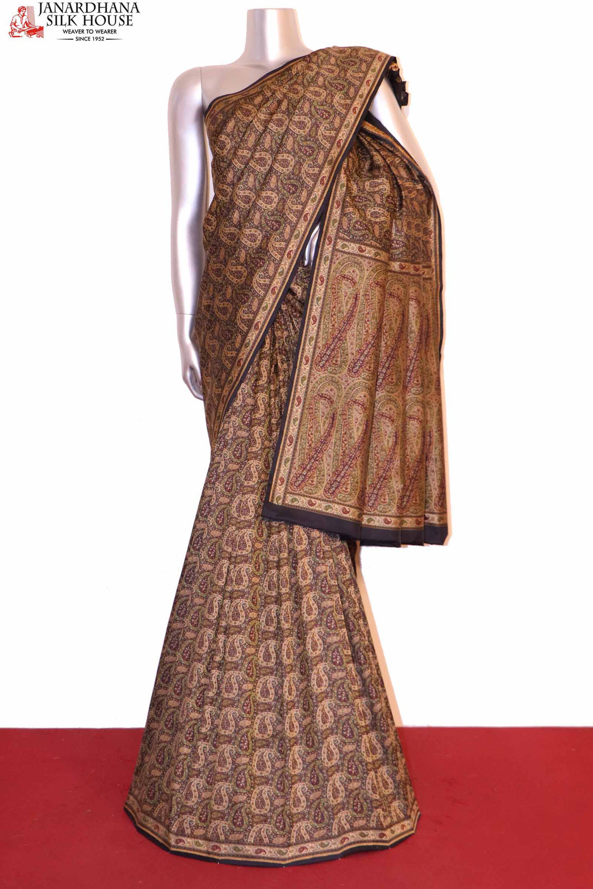Exclusive Jamawar Tanchoi Silk Saree AH210742