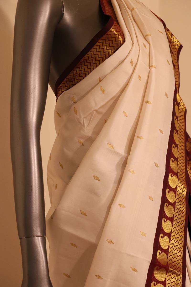 Traditional Wedding Kanjeevaram Silk Saree AH208668