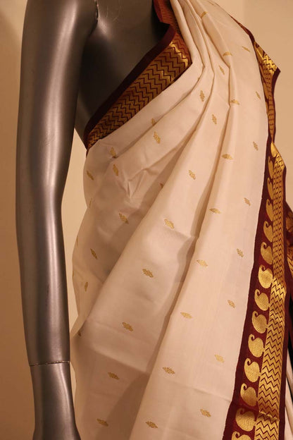 Traditional Wedding Kanjeevaram Silk Saree AH208668